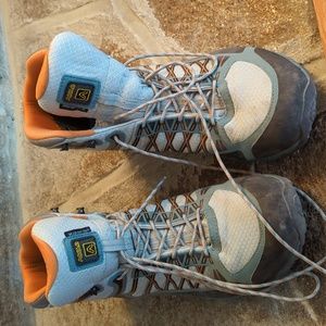 women's hiking boots